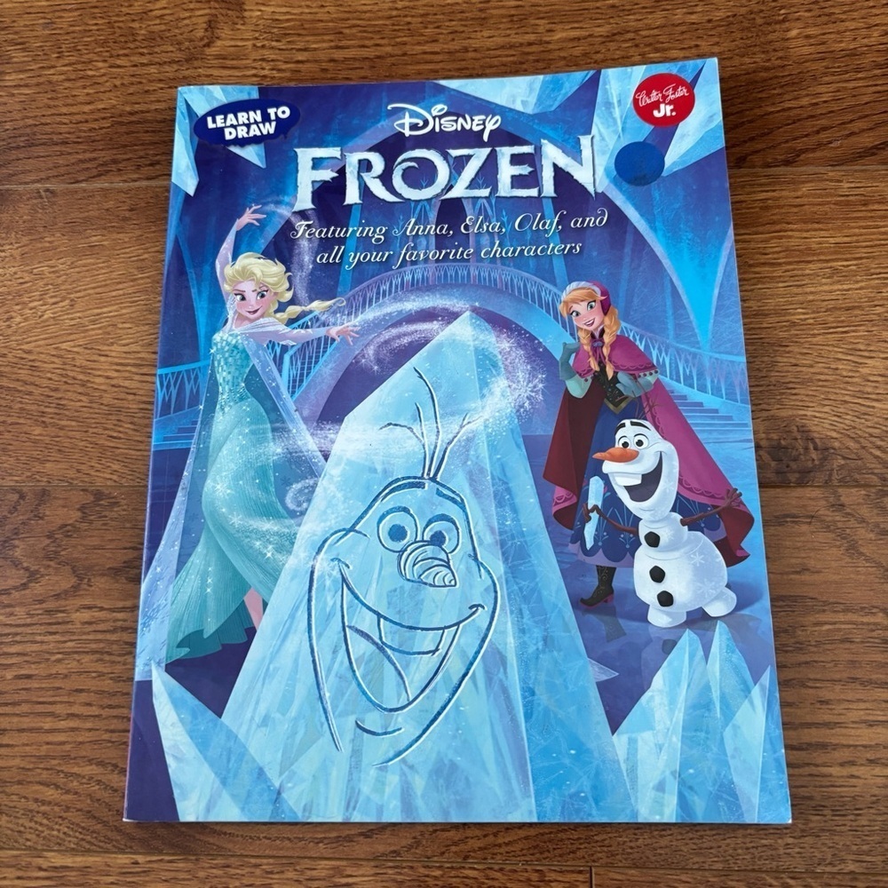Disney Frozen Learn to Draw paperback Book